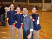 Patinadoras A�orianas Com Brilhantes Presta��es