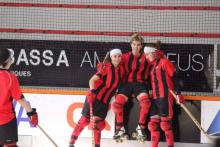 Martinha Vieira e S�lvia P�rez realizam treino com o H�quei Feminino  