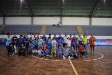 Conv�vio final  H�quei em Patins termina em Festa.